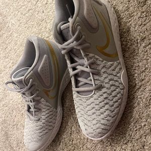Nike KD basketball shoes 7y/8.5 women